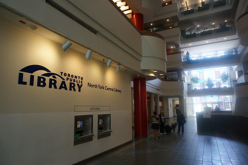 おすすめ洋書 読む価値ありの２冊 サラエボのチェリスト アルジャーノンに花束を Umelife Blog