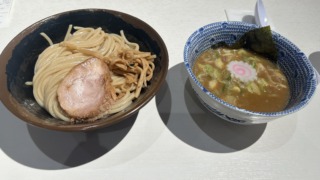 Thumbnail of post image 193